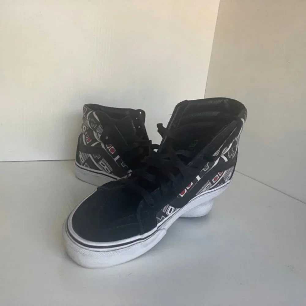 Vans x Nintendo Sk8 Hi NES Controller All Over Print Game Over - Picture 3 of 6